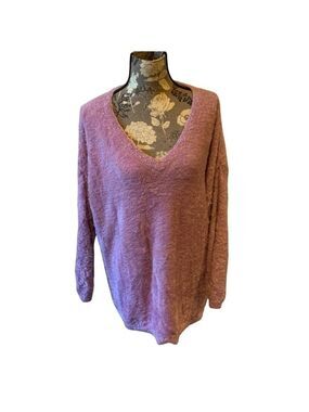 TORRID Mauve Pink Soft Fuzzy V neck Sweater size 2 18/20